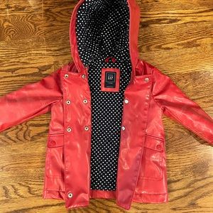 Baby GAP raincoat with polka dot 100% cotton lining. Some fading on arms only